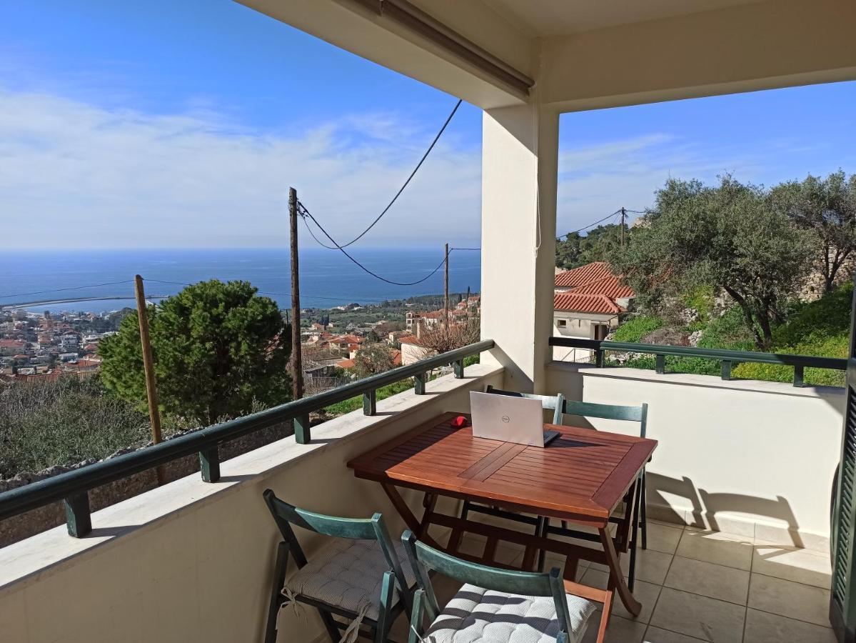 Kiparissia Castle & Sea View Villa Kyparissia Exterior foto
