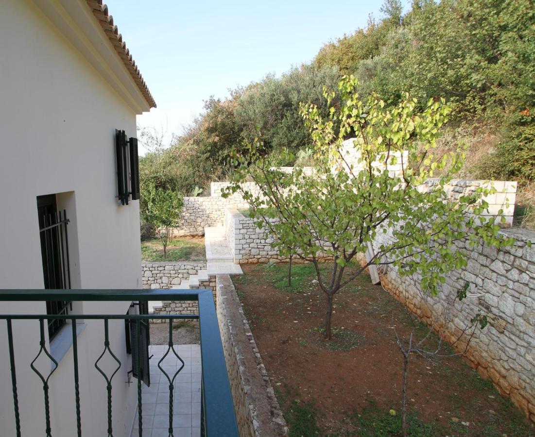Kiparissia Castle & Sea View Villa Kyparissia Exterior foto